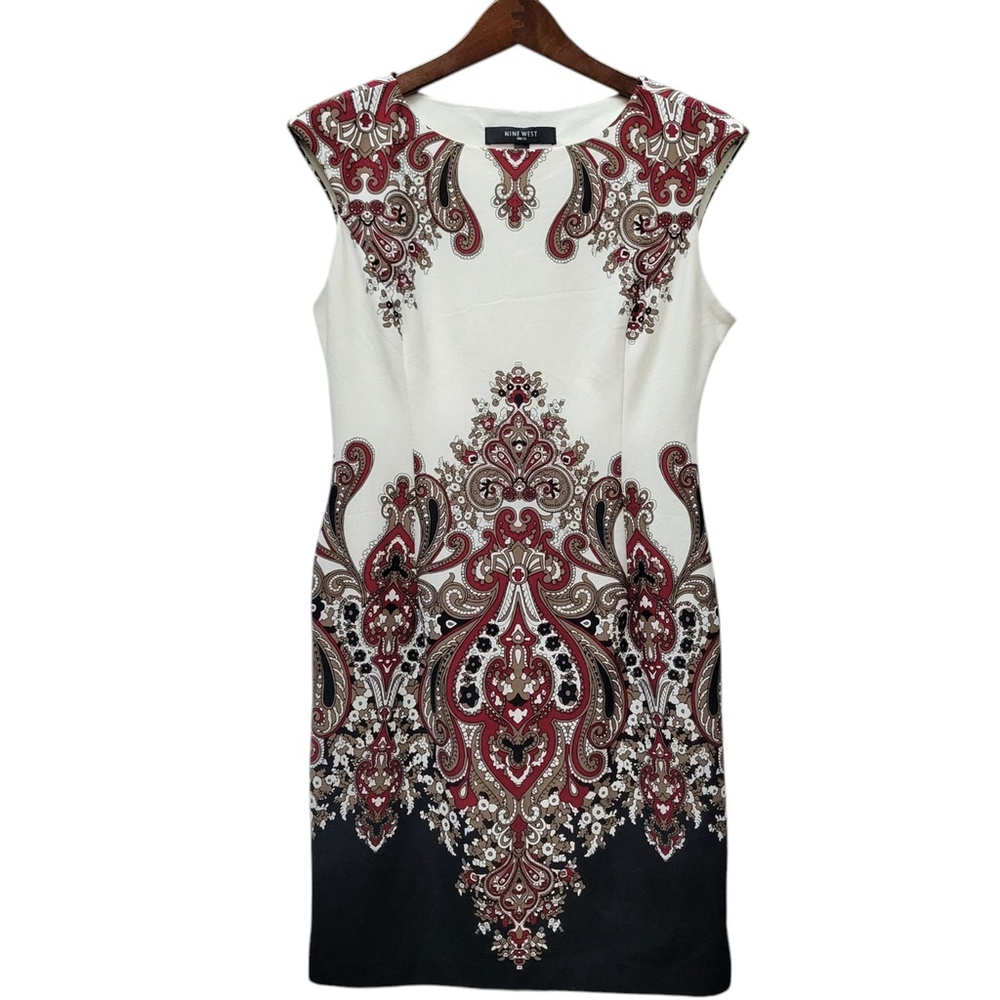 Nine West Paisley Short Sleeves Dress Fully Lined Size 8 Excellent Condition.
